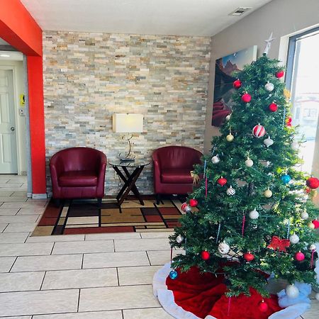 Super 8 By Wyndham Moberly Mo Motel Bagian luar foto