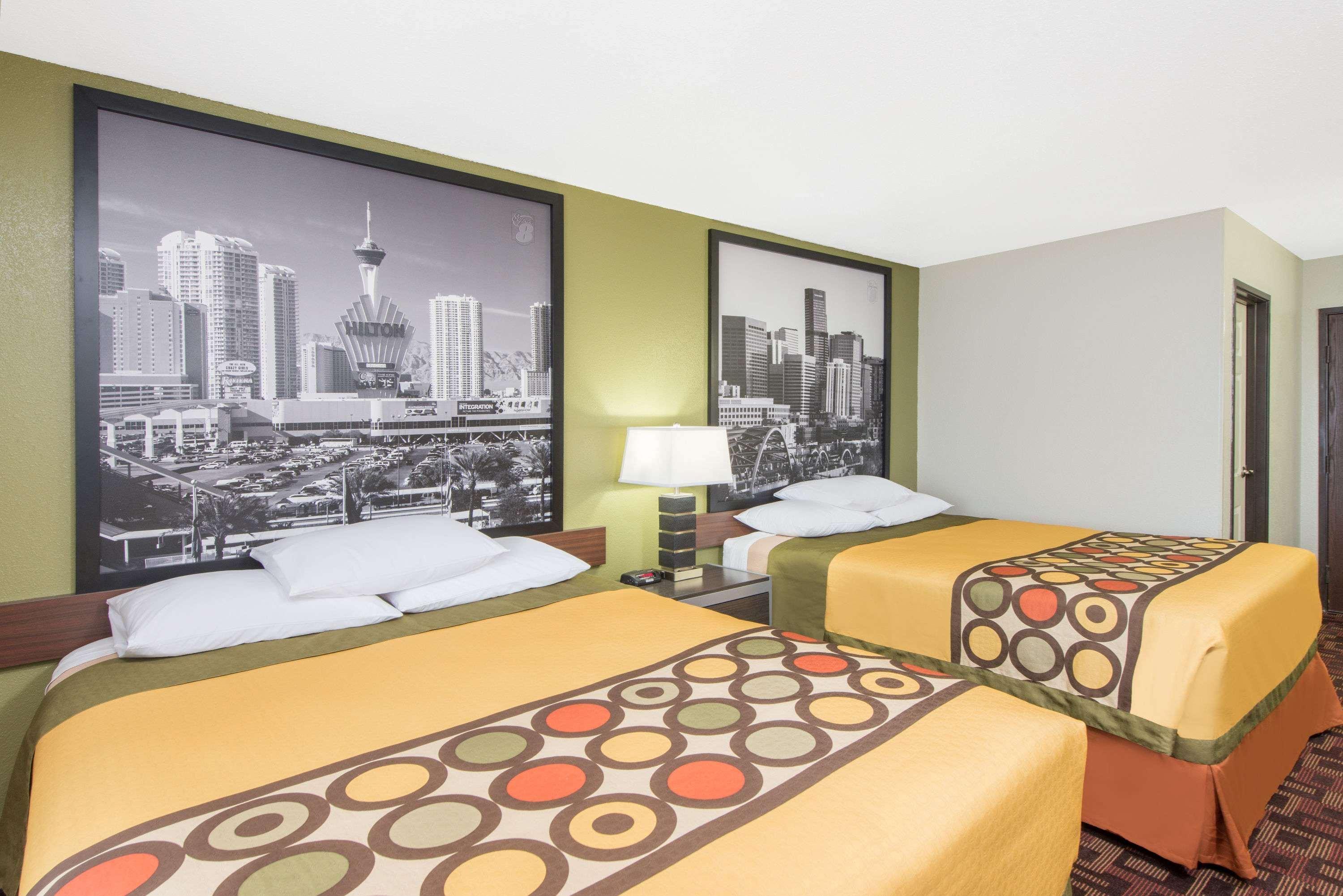 Super 8 By Wyndham Moberly Mo Motel Bagian luar foto
