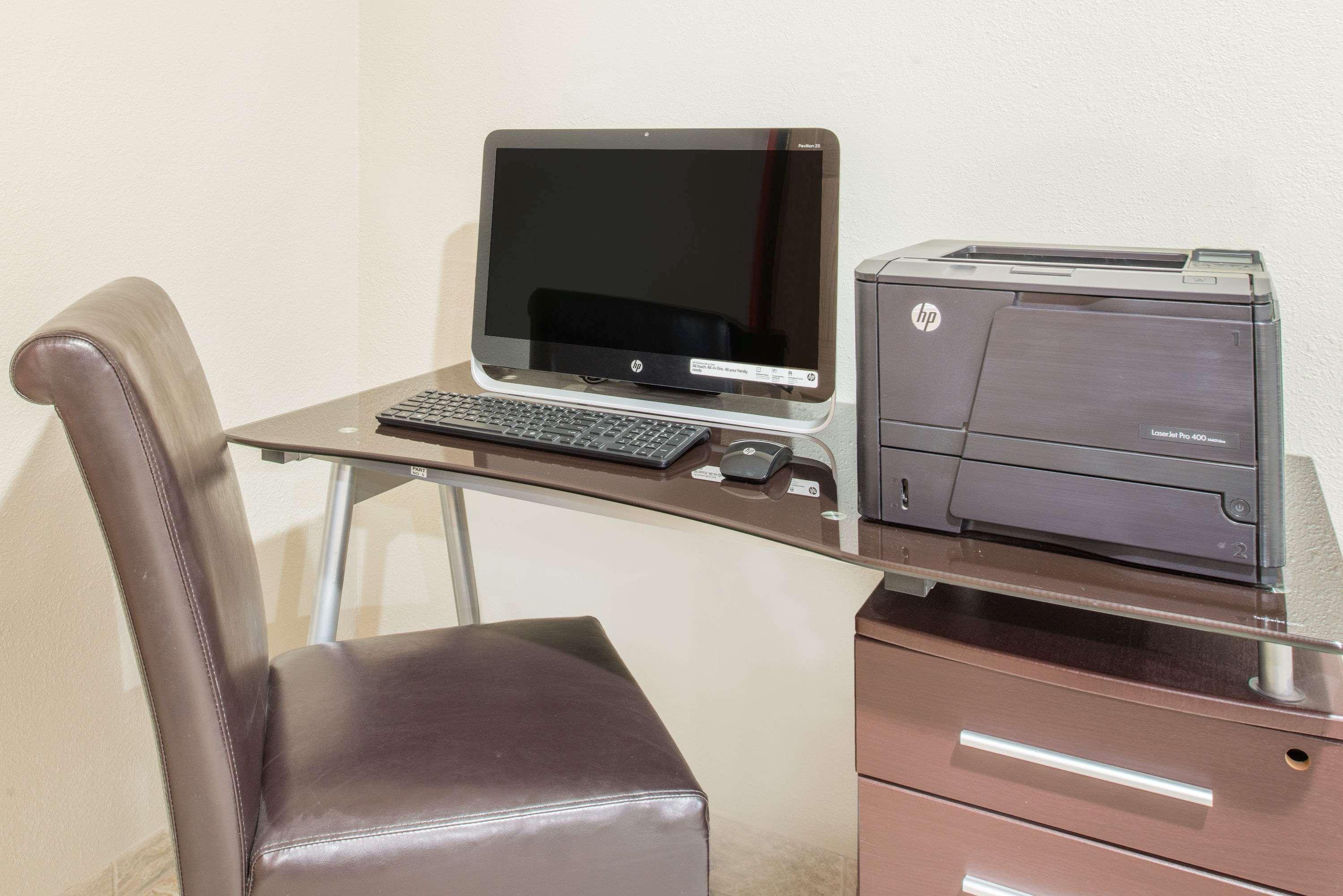 Super 8 By Wyndham Moberly Mo Motel Bagian luar foto