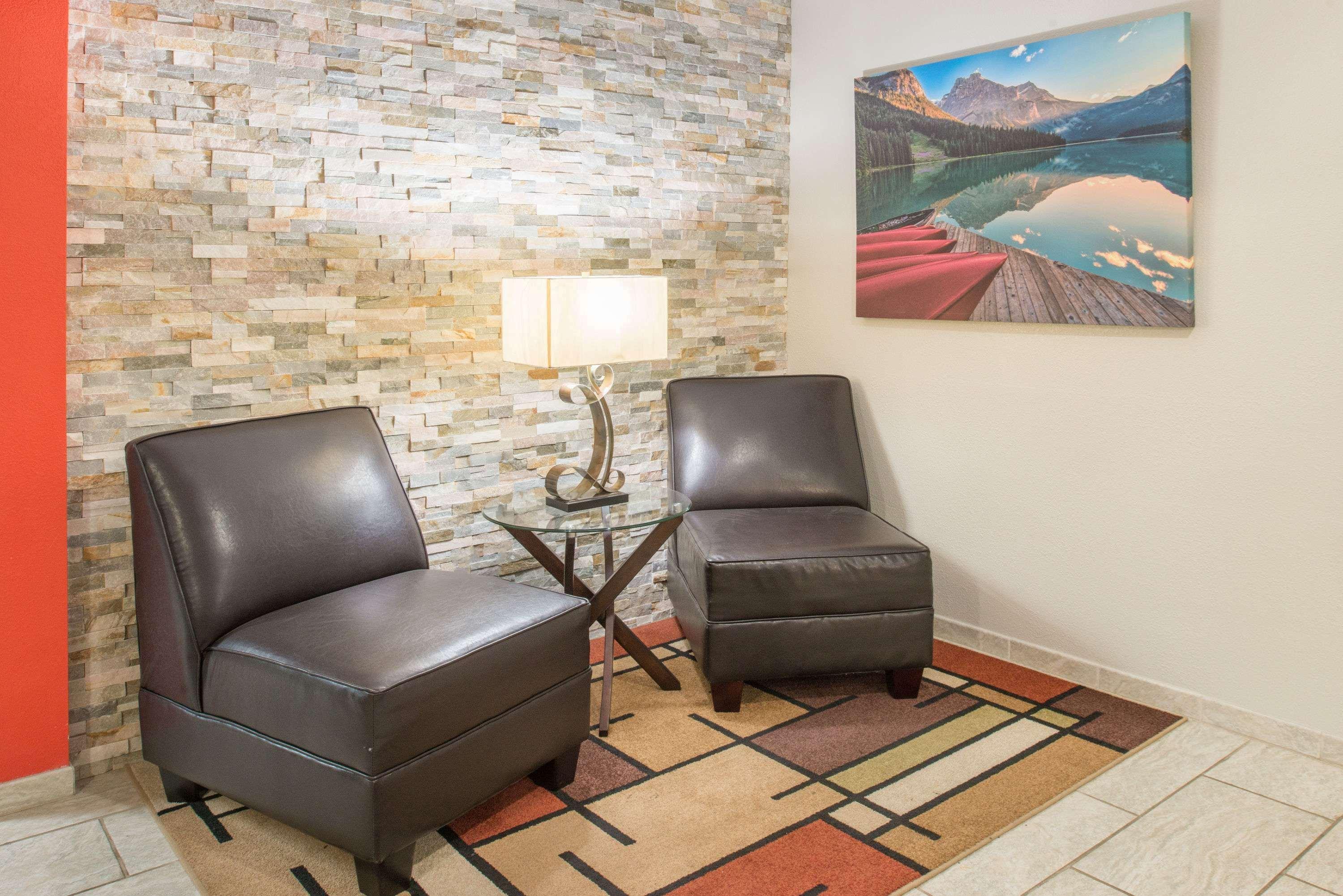 Super 8 By Wyndham Moberly Mo Motel Bagian luar foto